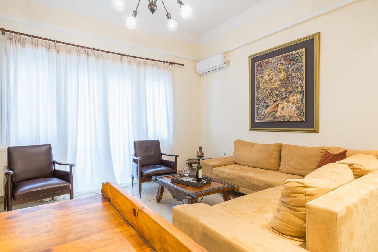 לינה וארוחת בוקר אתונה Family House Next To Acropolis מראה חיצוני תמונה